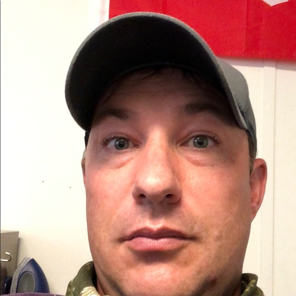 Meet your Posher, Jeffrey - Picture 1 of 1